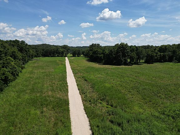 3rd image of 1 Howe Xing