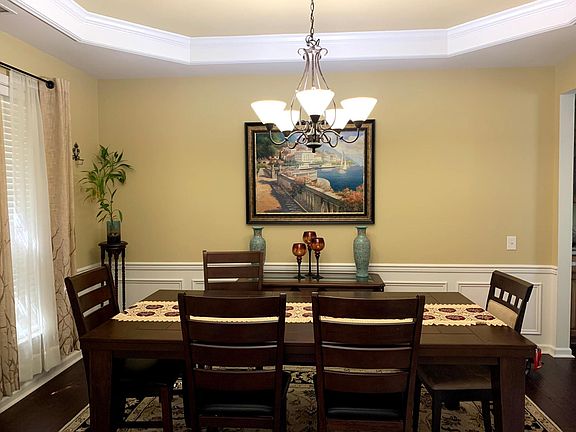 Formal Dining Room(with furniture)