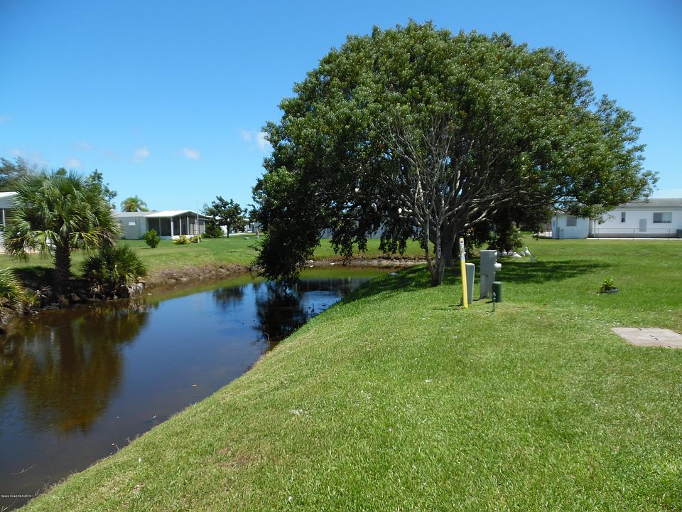 1st image of 1181 Barefoot Cir