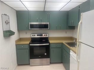 1740 Pine Valley Dr APT 205, Fort Myers, FL 33907