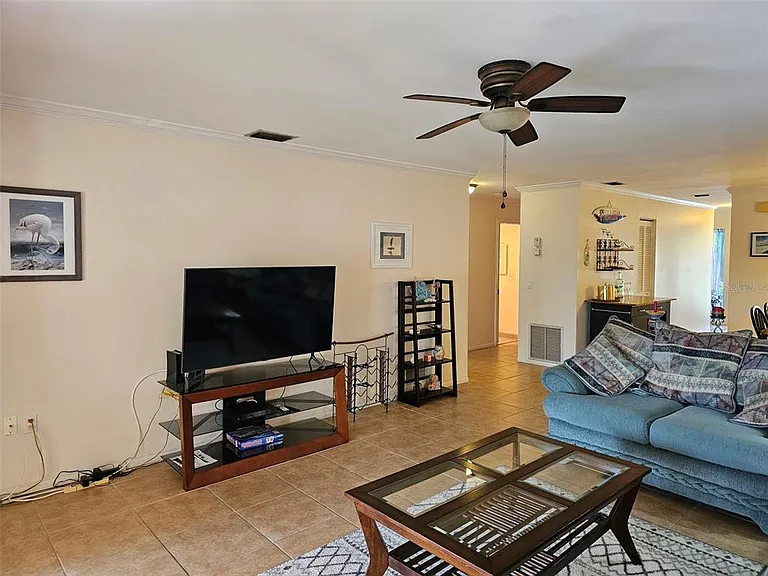 6468 Seagull Dr #316 — Photo 15