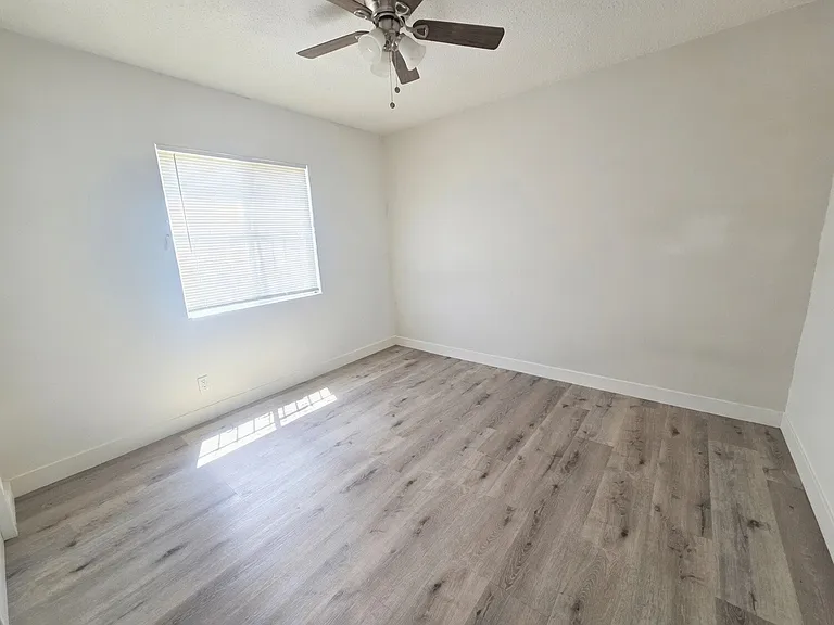 7722 Walker Ave #MAIN — Photo 3