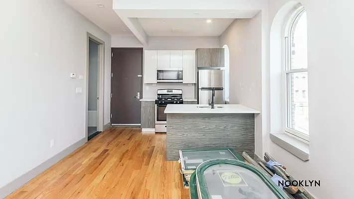 Rented by Nooklyn NYC LLC | media 28
