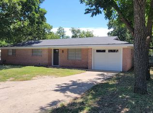 950 W Park St, Stephenville, TX 76401