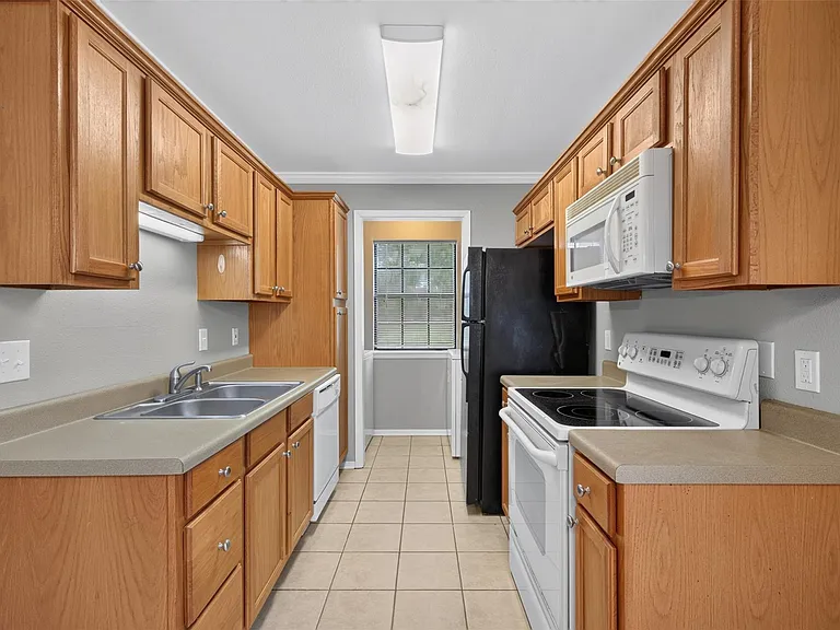 3636 Greenacres Place Dr #60 — Photo 7