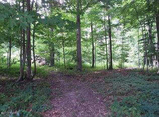 Near Ln, Caledonia, MI 49316