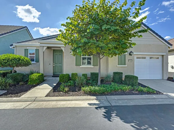 9702 Dartwell Way, Sacramento, CA 95829