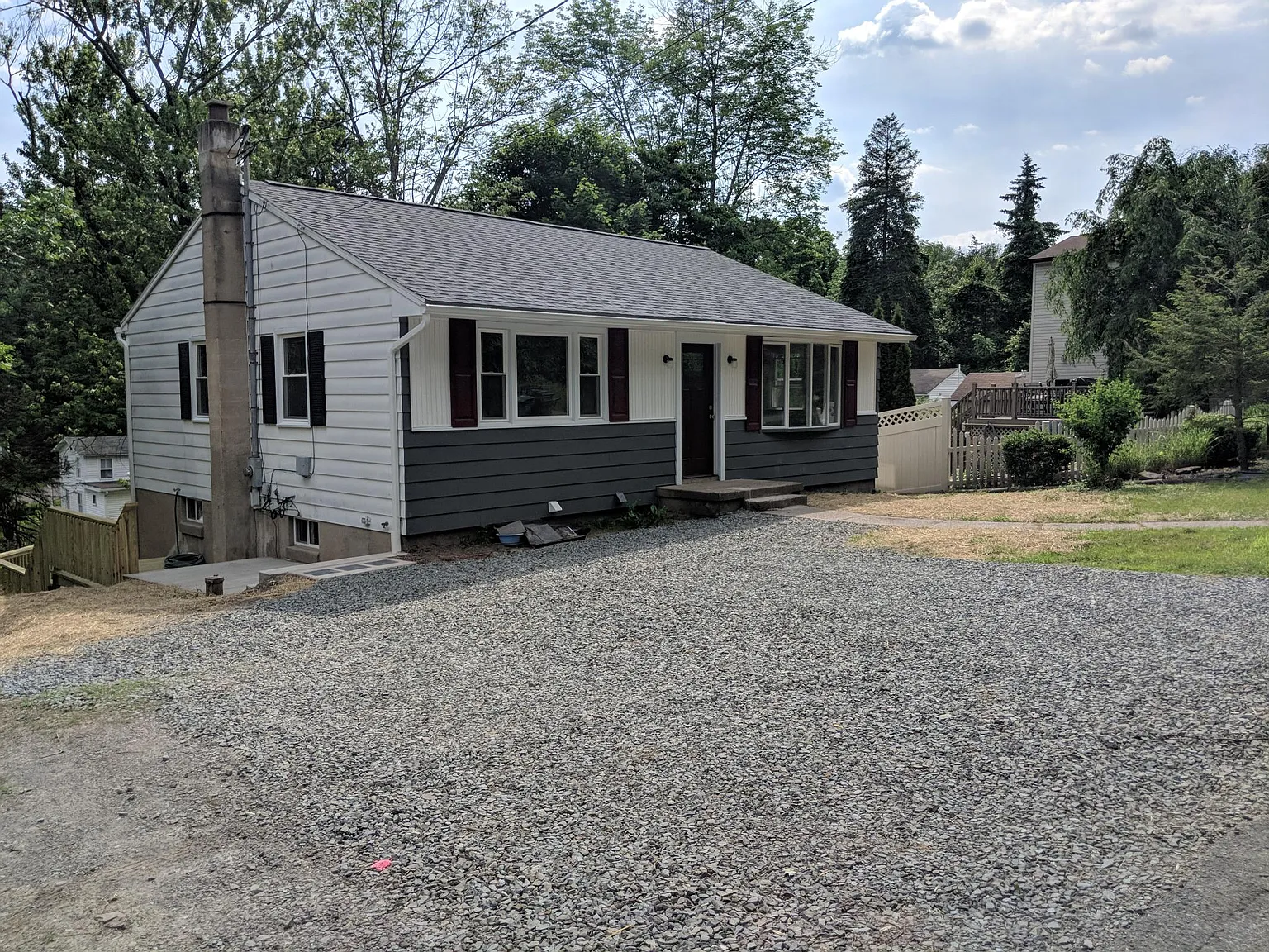 3 bed, 1800 sqft, $1,700 — Photo 2