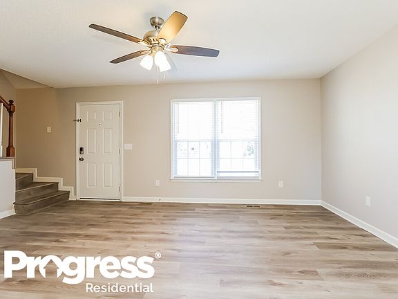 5th image of 2526 Riverstone Dr