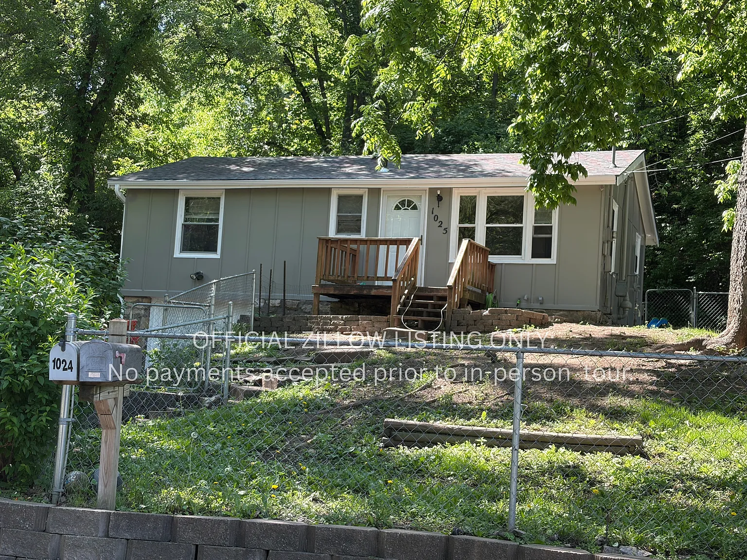 2 bed, 748 sqft, $1,695 — Photo 1