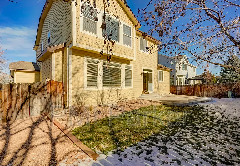 19016 E Bellisario Creek Pl — Photo 29
