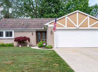 39533 Baroque Blvd, Clinton Township, MI 48038