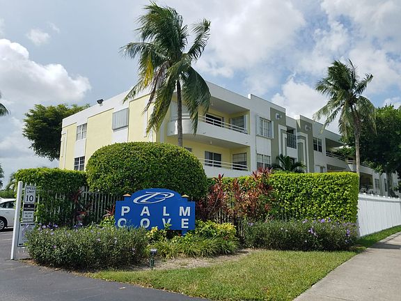 4th image of 10785 SW 108th Ave APT 102