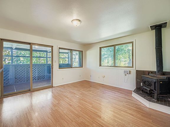 3rd image of 10454 8th Ave S #B