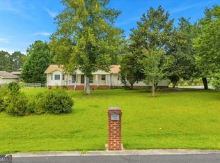 845 Tanglewood Cir, Dublin, GA 31021