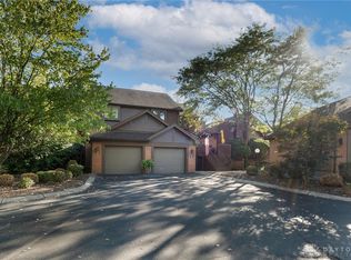 312 Trebor Ln, Dayton, OH 45459
