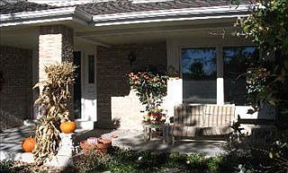 2nd image of 5612 S Kittredge Ln