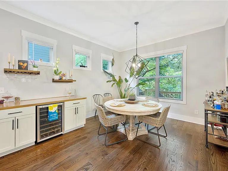 2230 Main St NW — Photo 13
