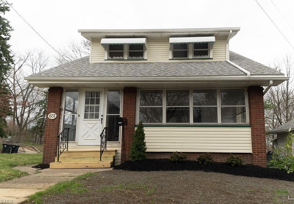 1st image of 651 Lakemont Ave