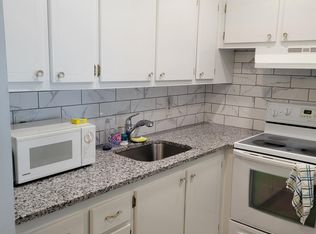 225 Berkshire E #225, West Palm Beach, FL 33417