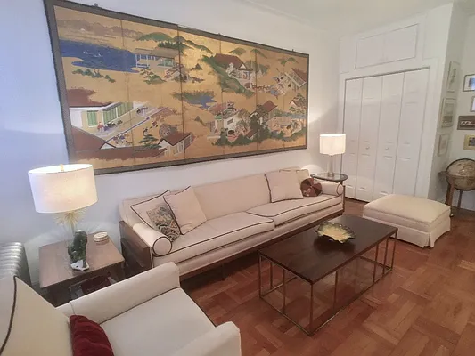 Rented by Sovereign Associates | media 18
