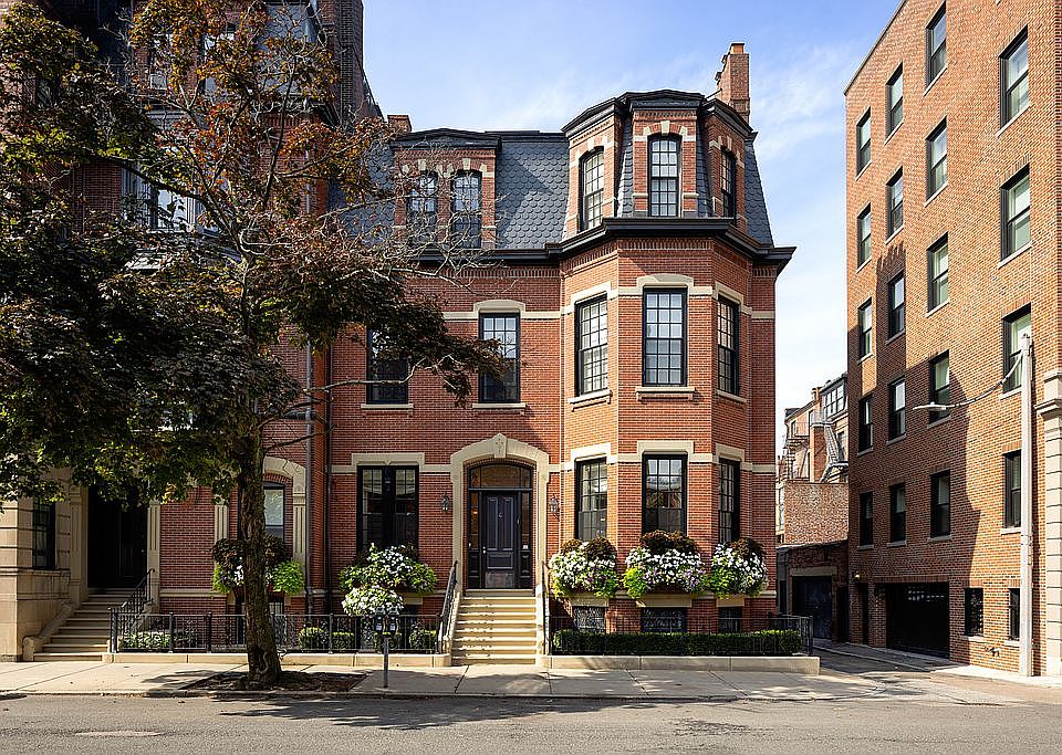 1st image of 4 Gloucester St