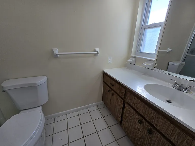 317 Dania St — Photo 9