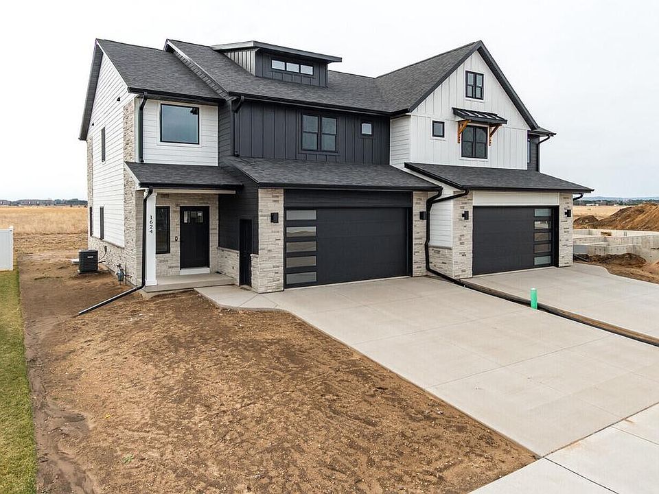 1st image of 1624 Red Clover STREET