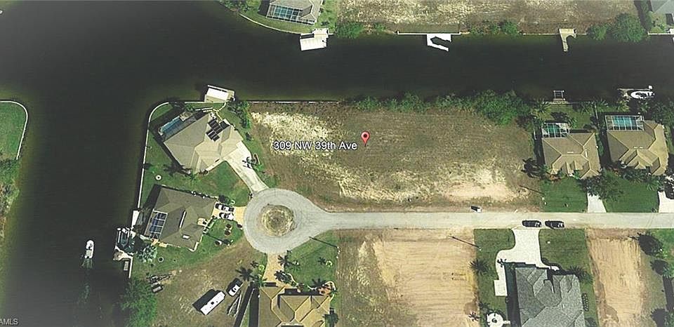 1st image of 309 NW 39th Ave