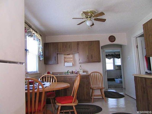 2nd image of 60 Pinehurst Ave