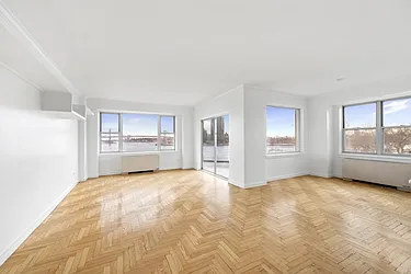 200 East End Avenue, #7F