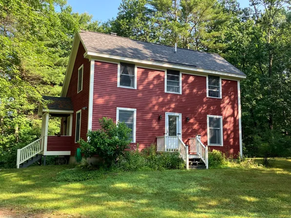 28 Tryon Road, Pownal, ME 04069