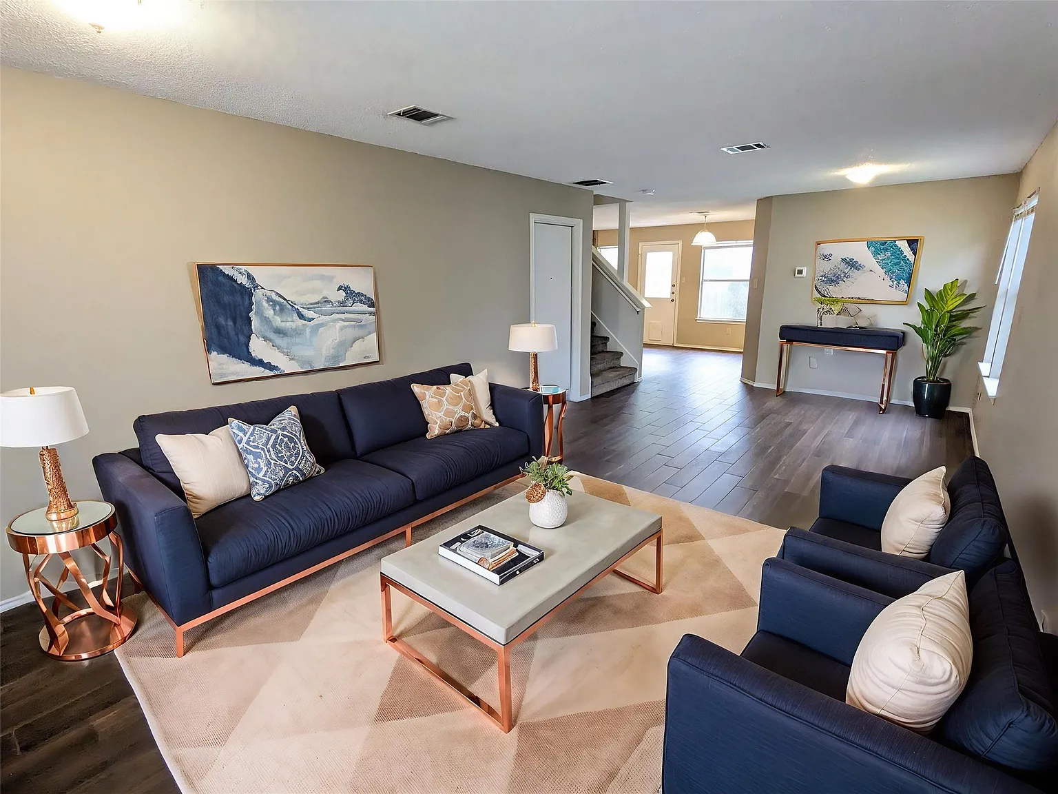 4 bed, 2.5 bath, 1891 sqft, $2,400 — Photo 1