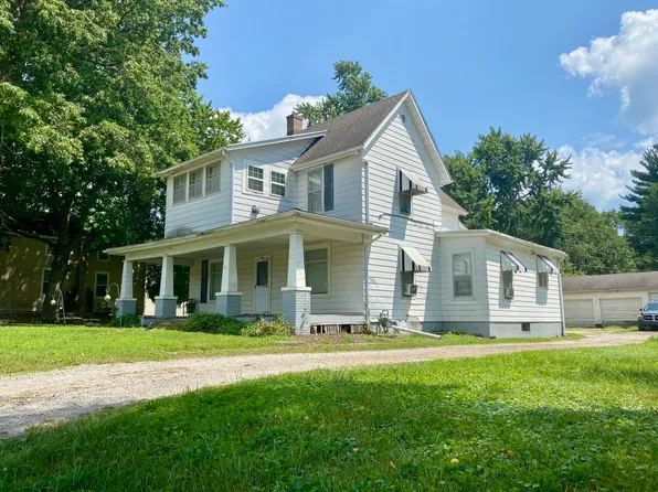 109 W Madison St, Philo, IL 61864