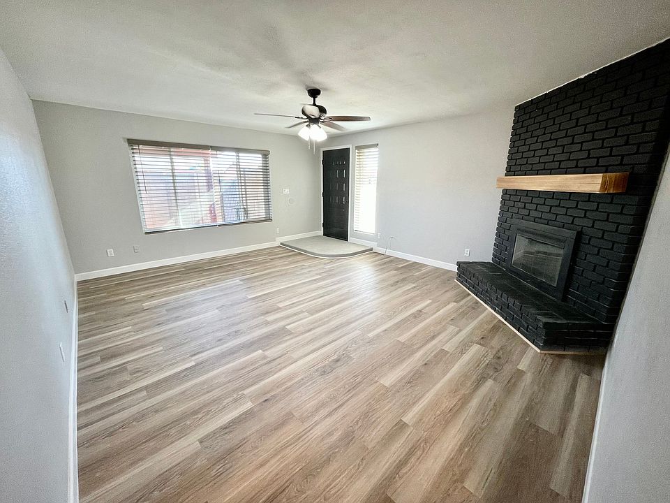 1st image of 5106 W Wood Dr