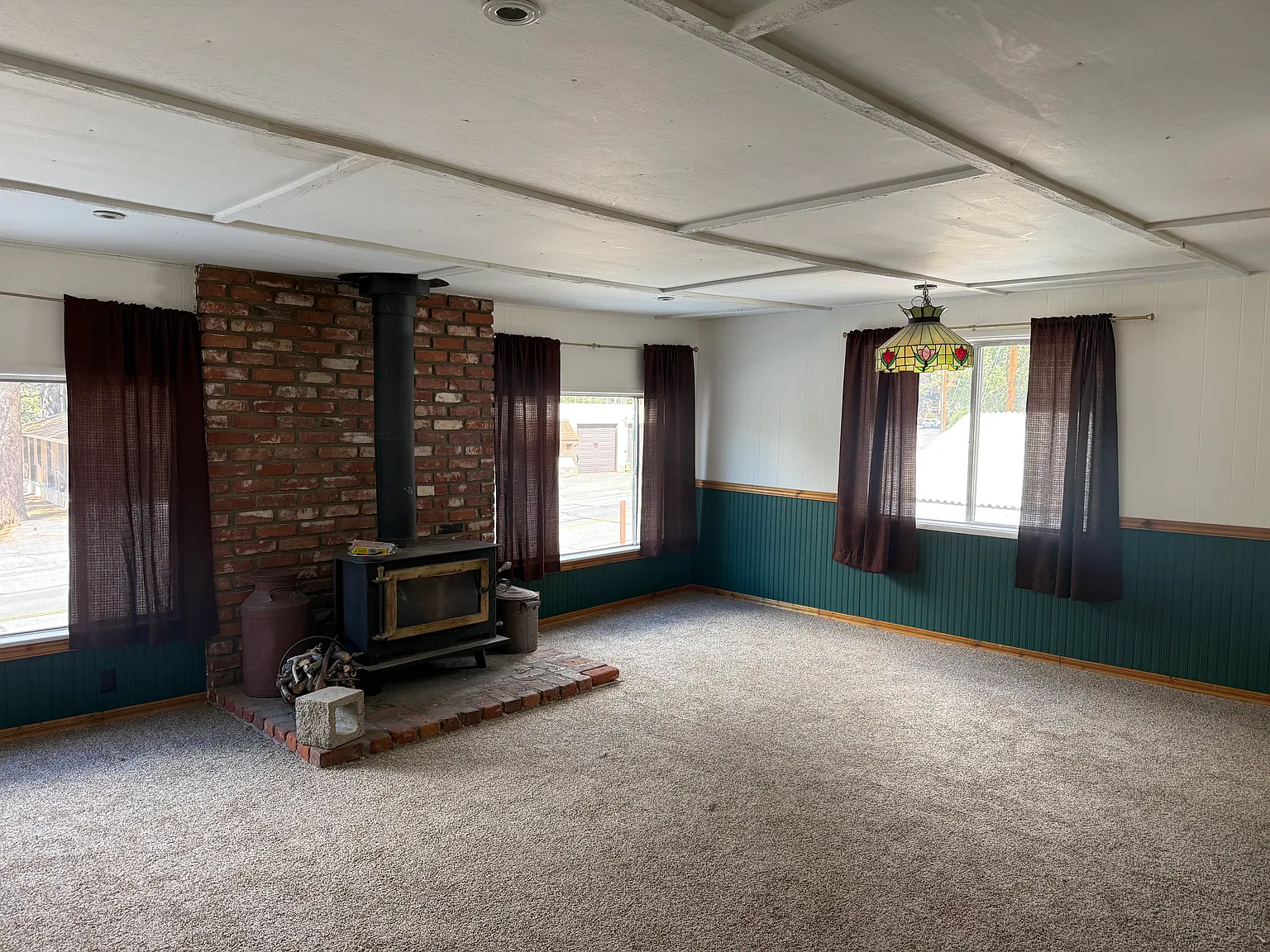 2 bed, 820 sqft, $1,750 — Photo 2