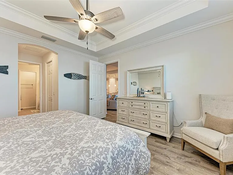 228 Maraviya Blvd — Photo 27