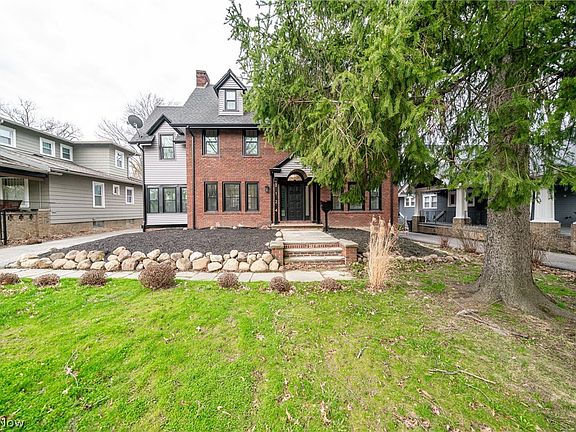 2nd image of 2124 Lamberton Rd