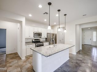 2027 E Hazeltine Way, Gilbert, AZ 85298