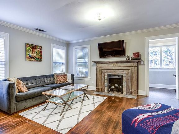 5th image of 6126 Belmont Ave