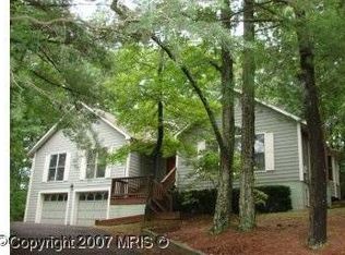 514 Lakeview Dr, Cross Junction, VA 22625