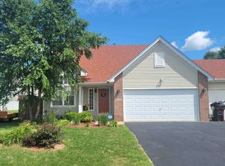 3058 Bauer Dr, Machesney Park, IL 61115