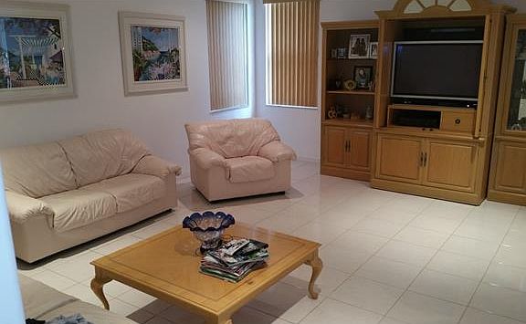 4th image of 366 Fairmont Way