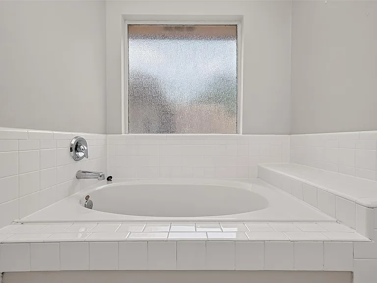 10031 Magnolia Way — Photo 44