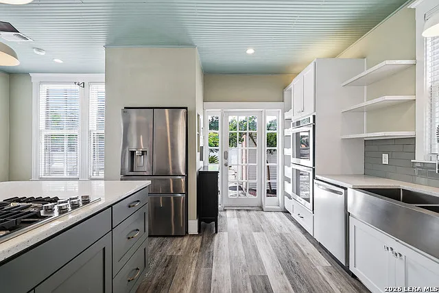 202 W Woodlawn Ave — Photo 11
