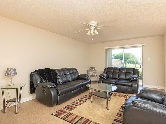4th image of 100 Harbor Dr Unit 102A