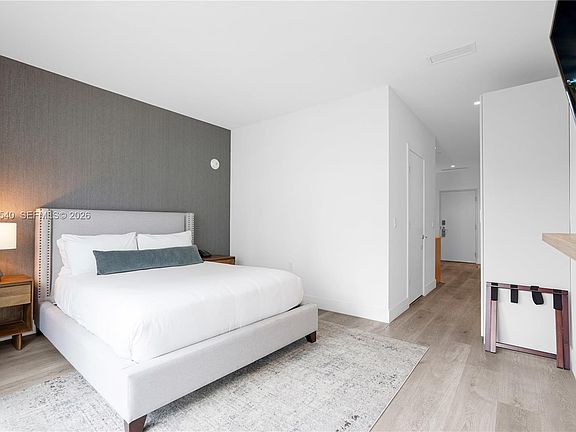 3rd image of 229 SW 9th St #404