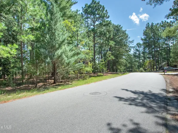 245 Pine Vista Drive, Pinehurst, NC 28374