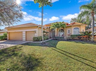 3304 Potomac Ct, Naples, FL 34120
