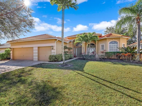 3304 Potomac Ct, Naples, FL 34120